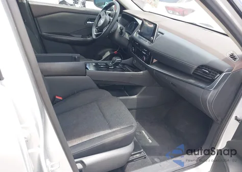 2021 Nissan Rogue Sv Fwd из США, поврежденный, VIN 5N1AT3BA2MC818462